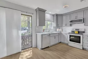 717 E Millbrook Rd, Raleigh, NC 27609 - Photo 3