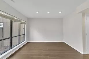 717 E Millbrook Rd, Raleigh, NC 27609 - Photo 15