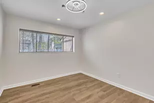717 E Millbrook Rd, Raleigh, NC 27609 - Photo 19