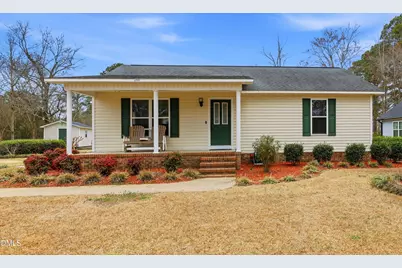 525 W Edwards Street, Princeton, NC 27569 - Photo 1