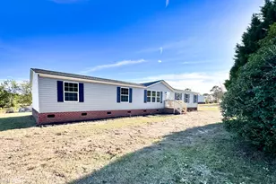 2915 McLean Chapel Church Rd, Bunnlevel, NC 28323 - Photo 1