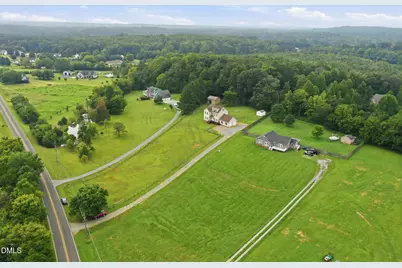 4872 Thom Road, Mebane, NC 27302 - Photo 9