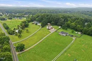4872 Thom Rd, Mebane, NC 27302 - Photo 9