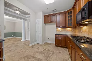 10511 Rosegate Ct, Raleigh, NC 27617 - Photo 11
