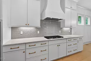2802 Pathway Dr, Chapel Hill, NC 27516 - Photo 23