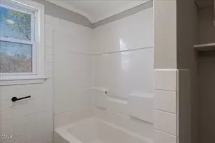221 Charlotte Ave, Sanford, NC 27330 - Photo 37