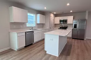 4468 Captain Falls Dr, Raleigh, NC 27610 - Photo 5