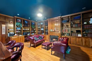 111 Foxridge Rd, Chapel Hill, NC 27514 - Photo 5