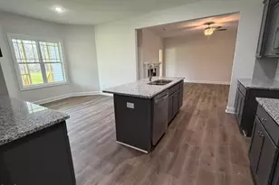 86 Hot Spgs Wy, Benson, NC 27504 - Photo 7