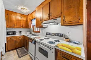 900 Cricket Knoll Rd, Fuquay Varina, NC 27526 - Photo 9