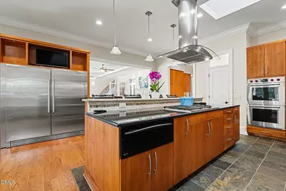 3207 Sussex Road, Raleigh, NC 27607 - Photo 17