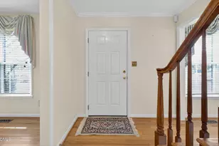 417 Crescent Ct, Raleigh, NC 27609 - Photo 7
