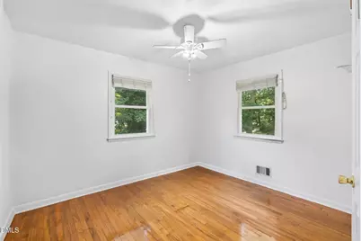 112 E Franklin Street, Zebulon, NC 27597 - Photo 21