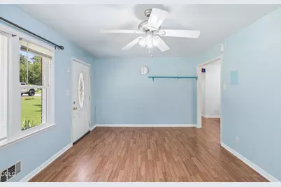 112 E Franklin Street, Zebulon, NC 27597 - Photo 13