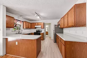 4008 Ellisfield Dr, Durham, NC 27705 - Photo 17