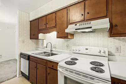 1014 Sandlin Place #G, Raleigh, NC 27606 - Photo 7