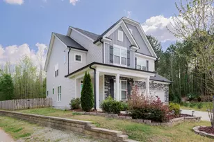 832 Logan Meadow Ct, Fuquay Varina, NC 27526 - Photo 3