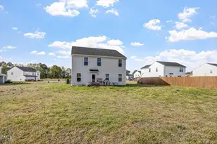 107 Alderman Ct, Dunn, NC 28334 - Photo 9