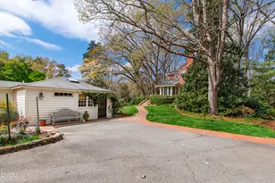 223 Hillcrest Cir, Chapel Hill, NC 27514 - Photo 57