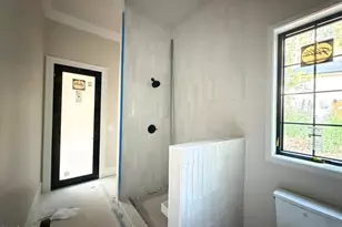508 Oakland Dr, Raleigh, NC 27609 - Photo 21