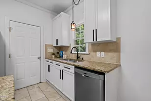 201 Sarazen Dr, Clayton, NC 27527 - Photo 9
