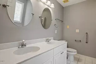 802 Blackberry Ln, Durham, NC 27712 - Photo 23