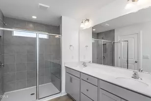 5407 Running Fox Ln, Durham, NC 27703 - Photo 13