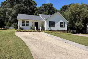 301 Hocutt Dr, Clayton, NC 27520 - Photo 1