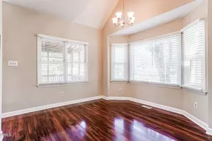 4209 Dinwiddie Ct, Raleigh, NC 27604 - Photo 5