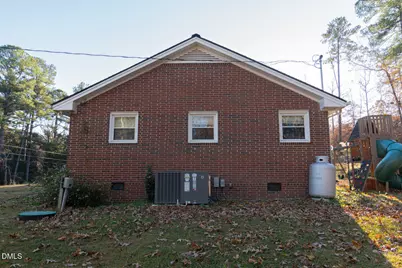 700 Fernwood Drive, Clayton, NC 27520 - Photo 9