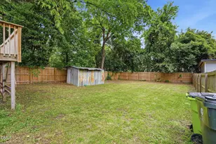 204 W Hill St, Benson, NC 27504 - Photo 23
