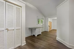 1209 Roosevelt Dr, Chapel Hill, NC 27514 - Photo 9