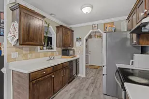113 Shadow Bend Ln, Selma, NC 27576 - Photo 11