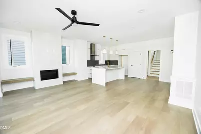 209 Woodsborough Place, Raleigh, NC 27601 - Photo 9