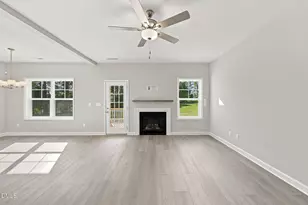 10 Diamond Crk Dr, Zebulon, NC 27597 - Photo 11