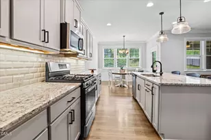 302 Old Hickory Dr, Raleigh, NC 27603 - Photo 17