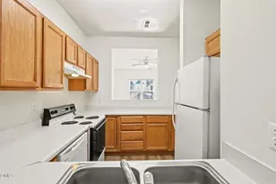 10 Moorefield Ct, Durham, NC 27705 - Photo 11