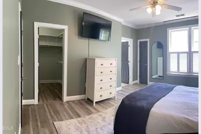 1130 Parkridge Lane #102, Raleigh, NC 27605 - Photo 11