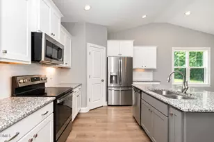 820 Christian Light Rd, Fuquay Varina, NC 27526 - Photo 7
