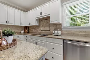 429 Grosvenor Dr, Raleigh, NC 27615 - Photo 39