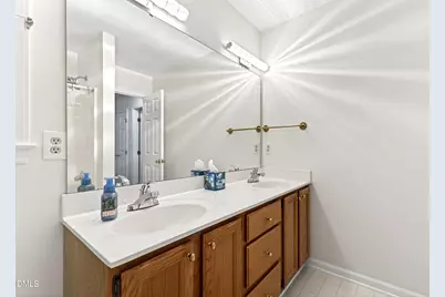 4305 Dinwiddie Court, Raleigh, NC 27604 - Photo 33