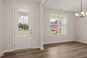 501 Crescent Wood Trl, Zebulon, NC 27597 - Photo 7