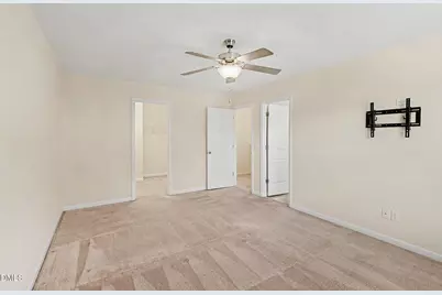 108 Bella Place, Holly Springs, NC 27540 - Photo 13