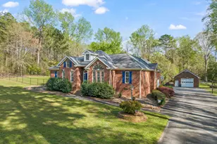 7132 Trappers Ct, Zebulon, NC 27597 - Photo 3