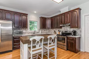 107 Walmsley Ct, Cary, NC 27519 - Photo 15