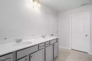 40 Plantation Dr, Youngsville, NC 27596 - Photo 15