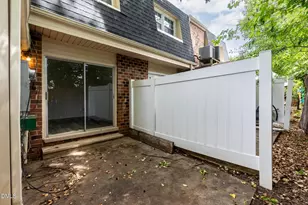 720 Shawnee Dr, Burlington, NC 27215 - Photo 5