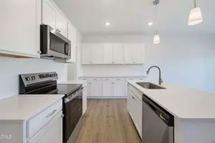 1054 Tea Rose Ct, Durham, NC 27703 - Photo 7