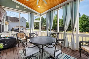 124 Restonwood Dr, Apex, NC 27539 - Photo 5