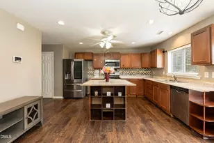 168 Averasboro Dr, Clayton, NC 27520 - Photo 5
